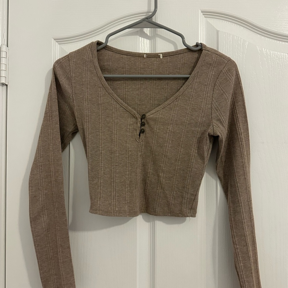 Brown V-Neck Long Sleeve Top